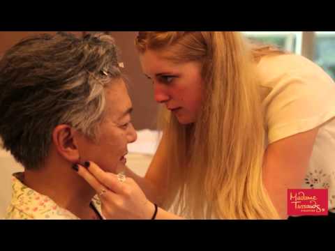 Dick Lee sitting for Madame Tussauds Singapore