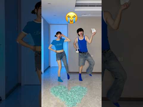 Fast 🆚 Slow Dance🫢Which emotion do you pick? #funny #dance #couple #zoey