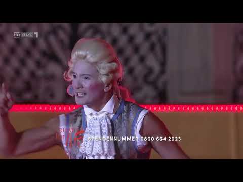 Vincent Bueno as Mozart "Jetzt und Hier"