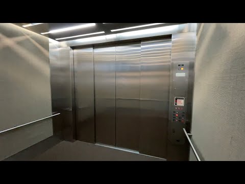 EPIC MOTOR!!! Massive Montgomery Hydraulic Elevator/Lift @ Art Museum Phoenix AZ