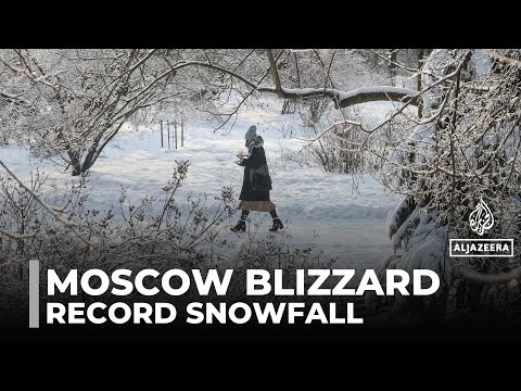 Moscow record snowfall: Snowplows work overtime to clear capital's streets