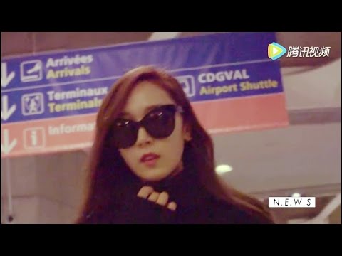 Jessica Jung 제시카 20160302 at Paris CDG for 2016 paris fashion week