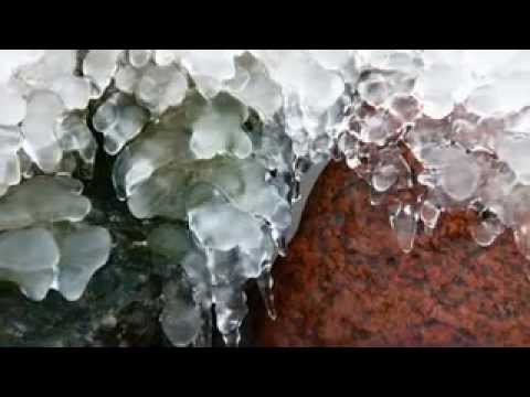 Zimowa baśń o szarości Bałtyku