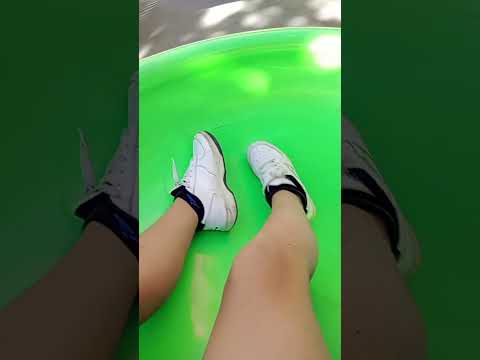 bajando y subiendo a todos los toboganes de la plaza de caucete san Juan expoiler me caí #humor