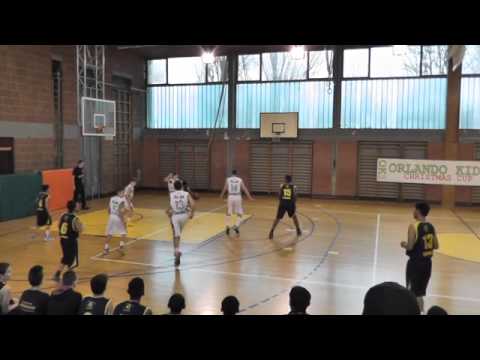 Spars Sarajevo v Pioneers for 11th place at the 2013 International Xmas tournament