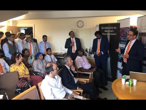 Plastik Cerrah Dr.Ertan Erel Londra'da açılışta konuştu