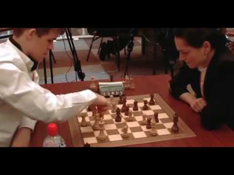 Carlsen made terrible mistake against Kosteniuk!!!