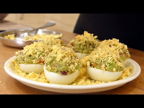 Huevos rellenos de aguacate | receta de huevo ✅