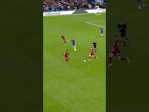 Robertson taking on the entire Chelsea team!