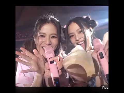 BLACKPİNK başlığı sildi