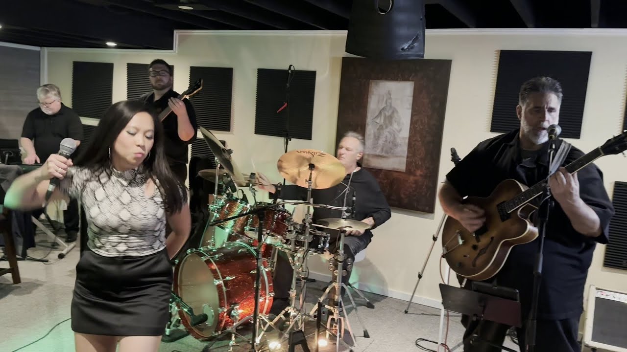 Promotional video thumbnail 2 for Kat DeLeon