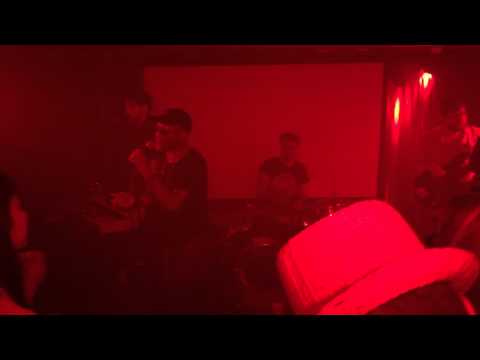 Carlton Livingston "Fret A Fret" live at Simmer Down Sound