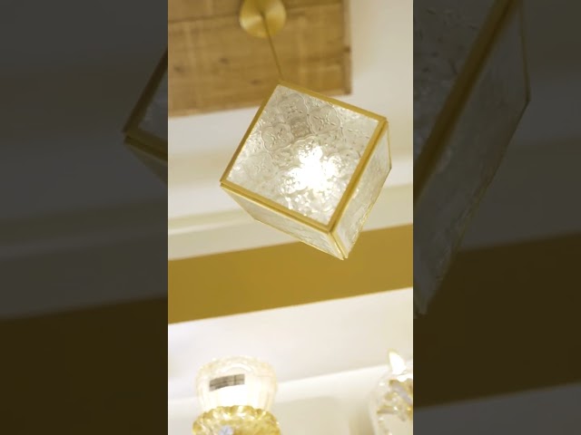 علاقي مودرن ذهبي شكل هندسي