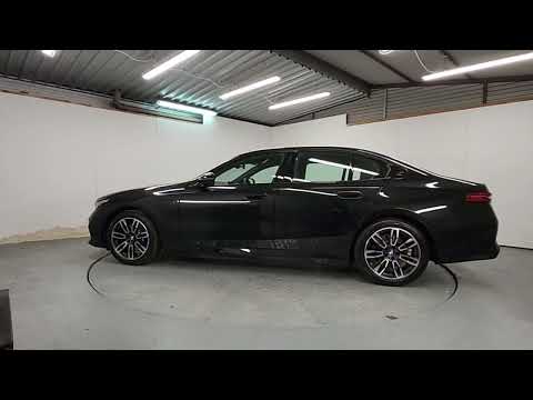BMW 5-Series 530e M Sport - Image 2
