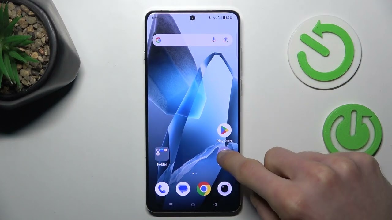 OnePlus 13 - How to Fix Google Play Store Stuck on Pending? | Smooth App Downloads