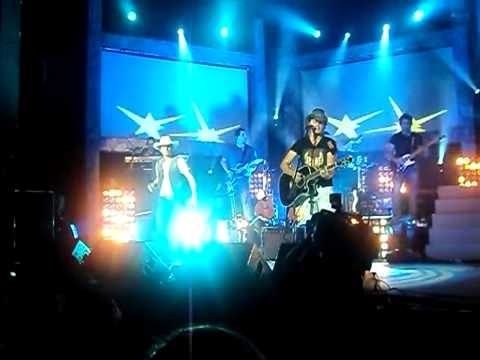 Amor Vira Lata - Guto e Nando