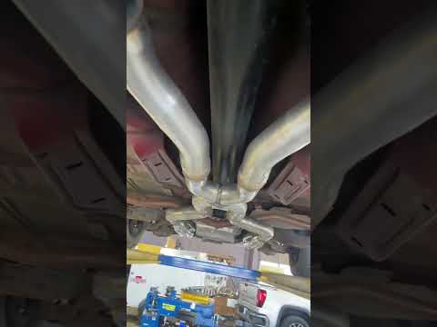 6.2/ 6L80e performance headers with 2.5 in exhaust with X pipe going over rear end w/ flowmaster