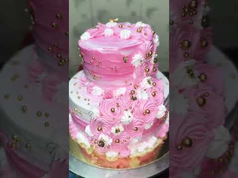￼ strawberry cake  #music #cakery #cakedecorating #cake @Vindhya8390