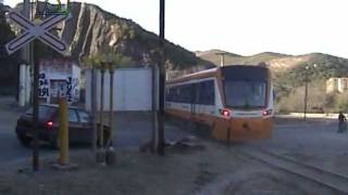 preview picture of video 'Tren de las Sierras saliendo de Dumesnil hacia Rodríguez del Busto'