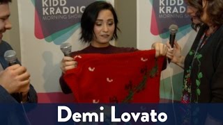 Demi Lovato's Ugly Christmas Sweater!