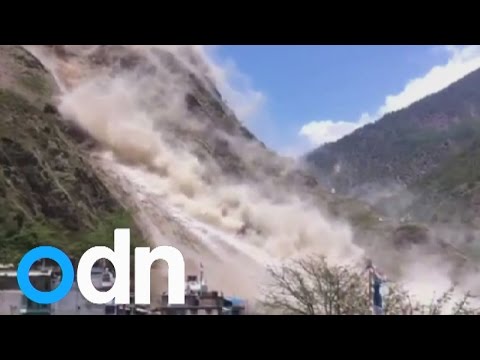 Nepal earthquake videos show moment second quake hit