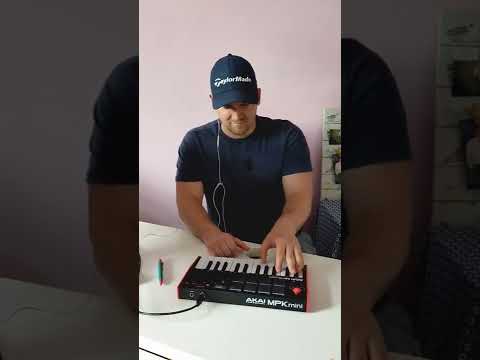 00s Classic - Guru Josh Project, Infinity (Live Looping)