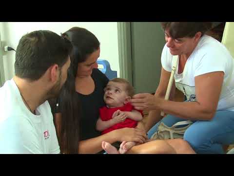 Pai busca ajuda para o filho com fibrose cística