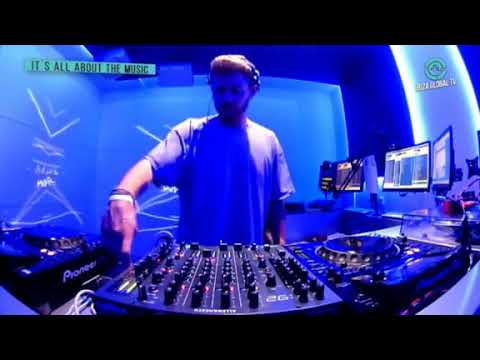 Latmun playing Luca Lento "Mein Juice" ( David San Rmx) Live Ibiza @ It's All About the Music