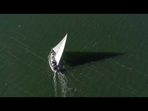 Squamish Sailing Ventures. Cruising in the Howe Sound, October 2021