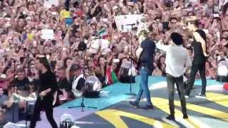 HD - One Direction - Little Black Dress (live) FZ72 @ Wien, Vienna,  Austria OTRA 2015