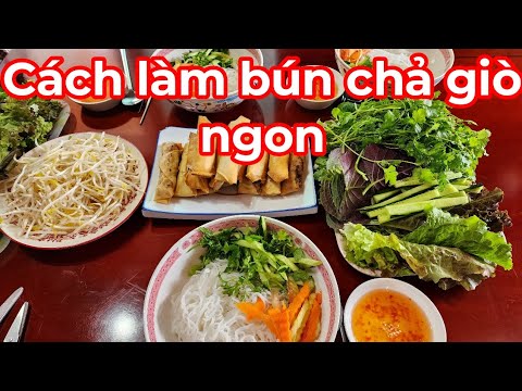 Bún chả giò