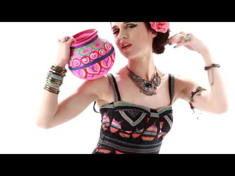 download lagu mp3 mp4 Global Desi Bottoms, download lagu Global Desi Bottoms gratis, unduh video klip Global Desi Bottoms