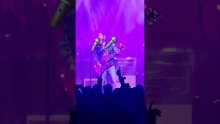 Dallas Green so good he needs two microphones 🎤 🎤  // Alexisonfire LIVE IN SYDNEY