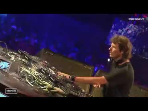 Jhonny Lp - The Founders (Original Mix) Played by Hernán Cattáneo Live at Forja (CBA - Argentina)