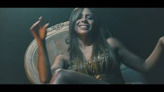 Poco A Poco Music Video