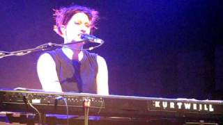 Amanda palmer  - Oasis (minor key version)