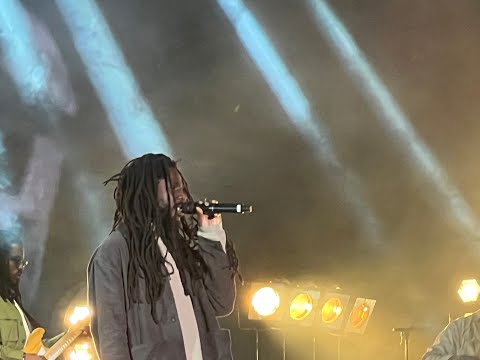 YouTube Thumbnail