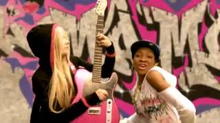 Avril Lavigne featuring Lil Mama  Girlfriend