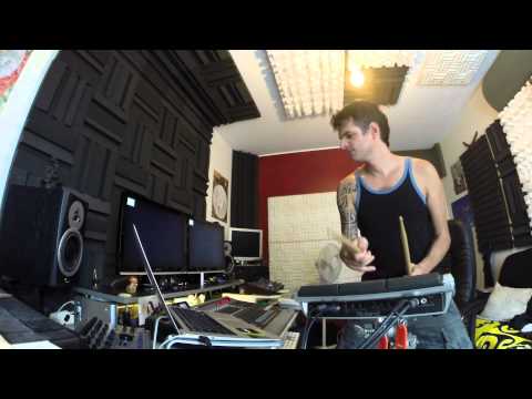 Menog in Studio for Eclipse Festival in Canada