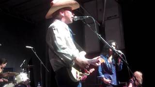 "Blue Wing" Dave Alvin & the Guilty Women