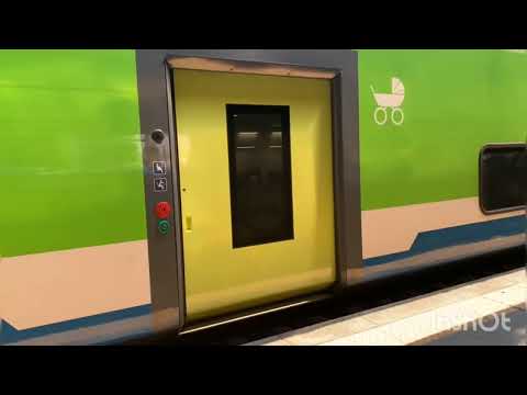 ETR 421 023-019 Caravaggio di Trenord sul Regionale 24846 Milano Porta Garibaldi-Lecco.