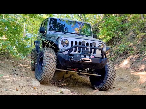 Tennessee Off Roading - Windrock Trail 22 with Jeep Wrangler // First Test on 37's