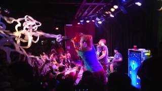 Less Than Jake - Johnny Quest Think We're Sellouts (17/03/2016)