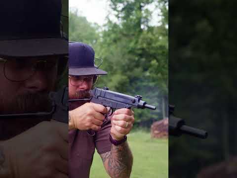 Skorpion VZ61 shooting .32 Auto