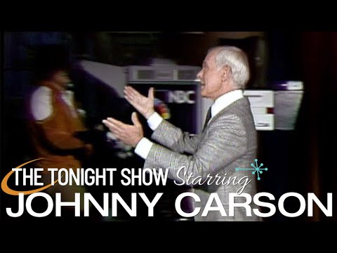 Johnny's Joke Bombs and Fred DeCordova Leaves The Set | Carson Tonight Show