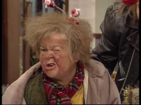 Dinnerladies - Series 2 - Episode 6 - Part 3