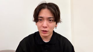 辺り?指さして、ごめん💦って謝るとこ。指差しやめてって過去の動画で言われた事、覚えてたんだね。優里ってなんて優しくて、真面目な人なの😢推して良かったと実感しました❤ - 皆さんに謝罪させて下さい