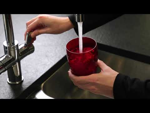 How to Check the Temperature inside your Fridge | AEG