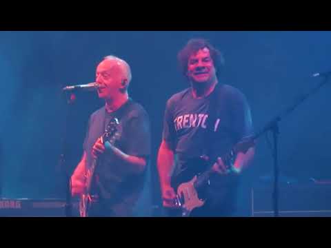 Ween - She Wanted to Leave (Live @ The Rooftop at Pier 17, NYC - 9-14-23)