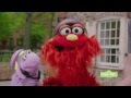 Bike New York Teaches The Gang At Sesame Street How To Ride Bikes 1 Of 3